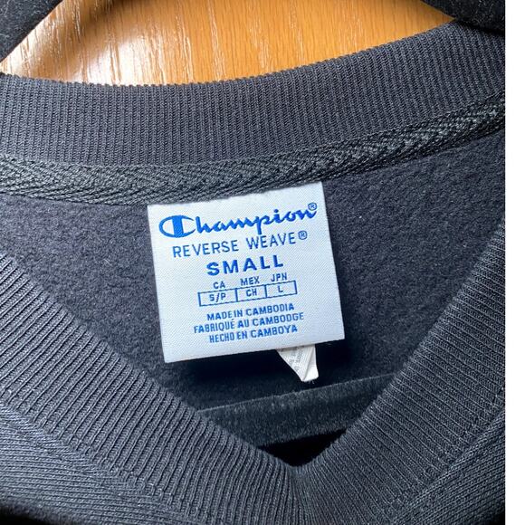 1990's - Vintage Champion Reverse Weave - Cropped Black Sweatshirt - Picture 10 of 13